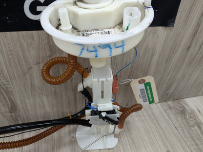 OEM BMW E70 E71 F15 F16 F85 F86 X5 X6 Left Gas Tank Fuel Pump Sending Unit