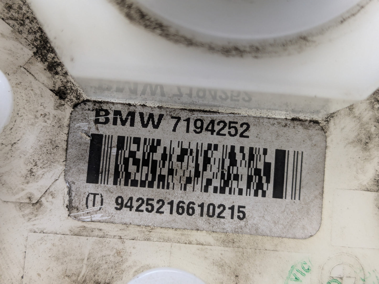 OEM BMW E70 E71 F15 F16 F85 F86 X5 X6 Left Gas Tank Fuel Pump Sending Unit