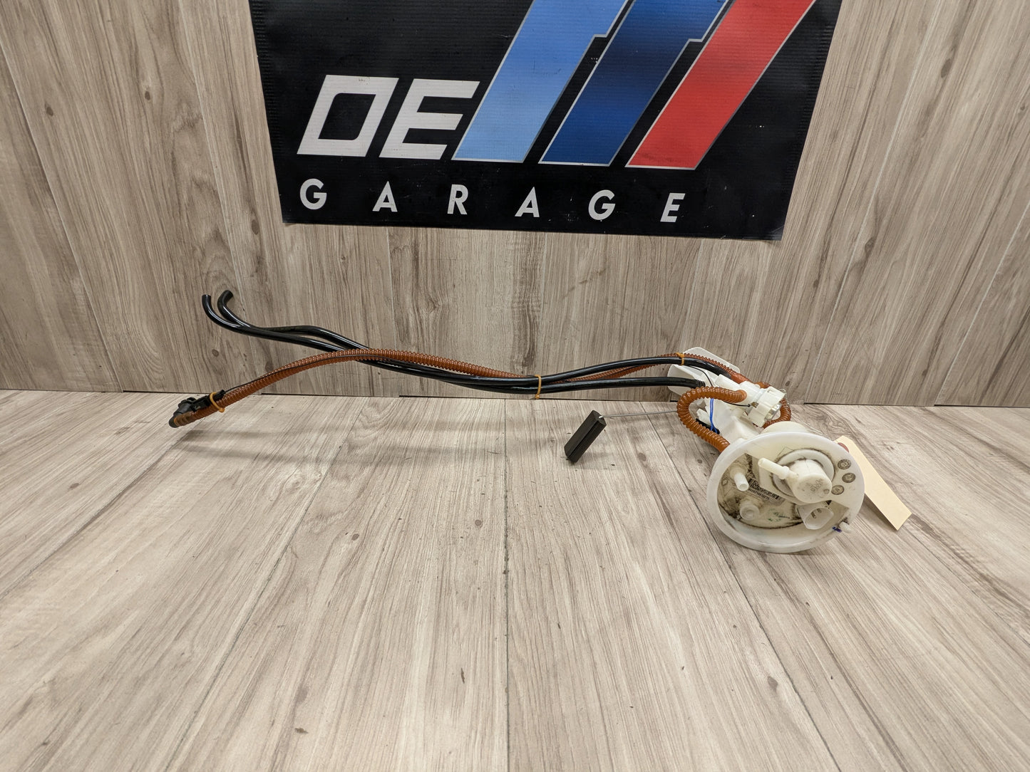 OEM BMW E70 E71 F15 F16 F85 F86 X5 X6 Left Gas Tank Fuel Pump Sending Unit