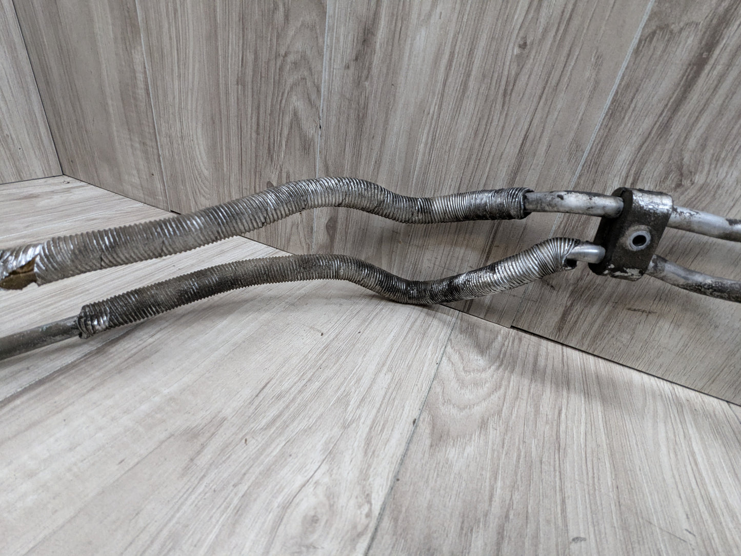 10-14 OEM BMW E70 E71 X5M X6M Engine S63 Transmission Oil Cooler Hose Pipe Lines