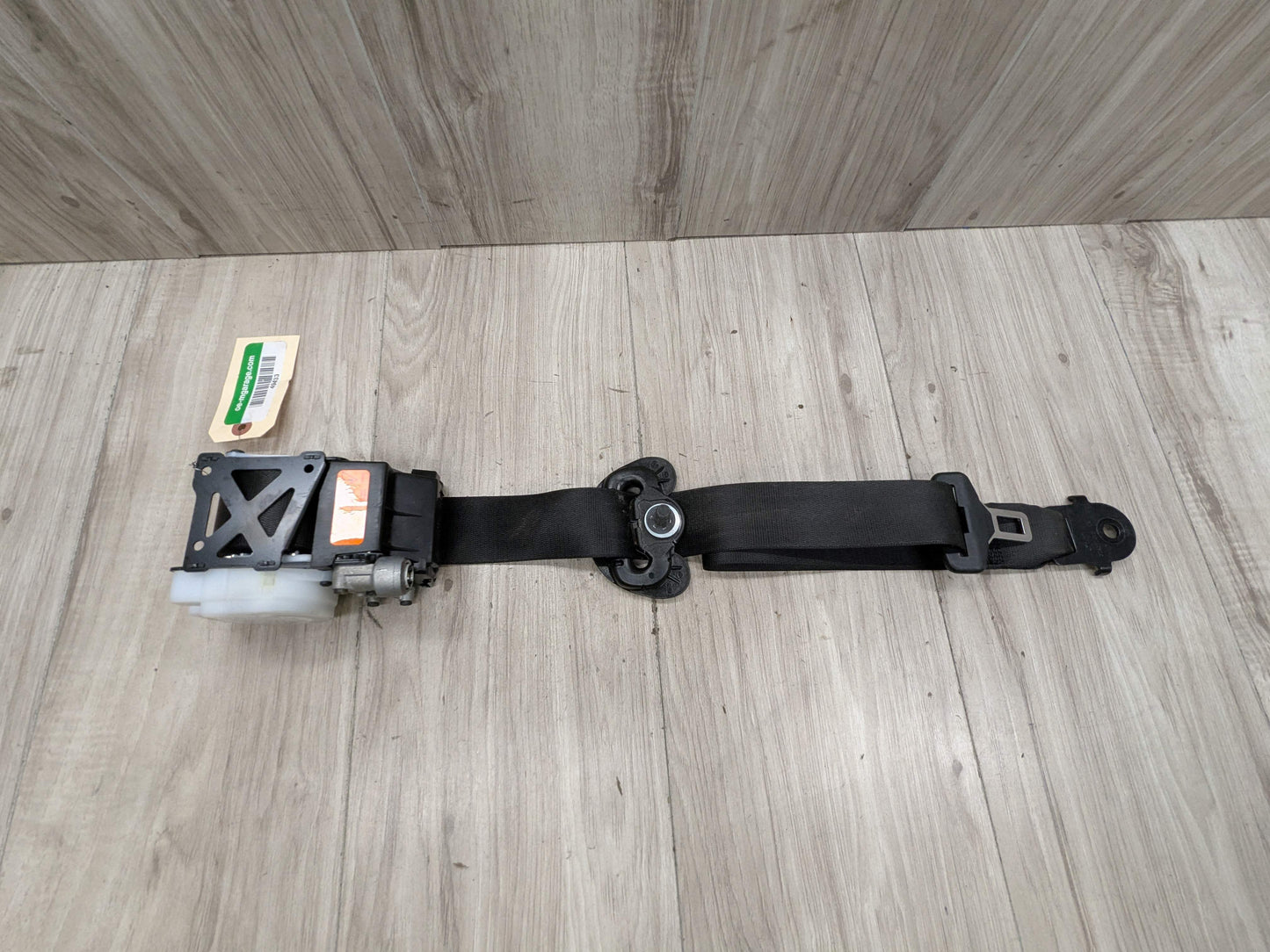 07-14 OEM BMW E70 E71 X5 X6 X5M Front Right Passenger Seatbelt Retractor Black