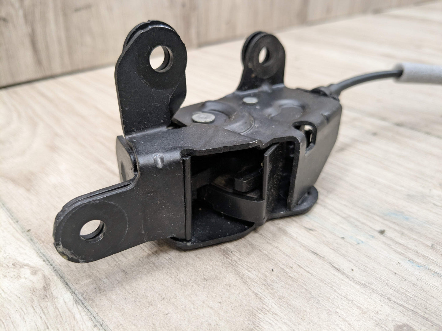 07-13 OEM BMW E70 X5 X5M Trunk Liftgate Tailgate Power Lock Latch Actuator