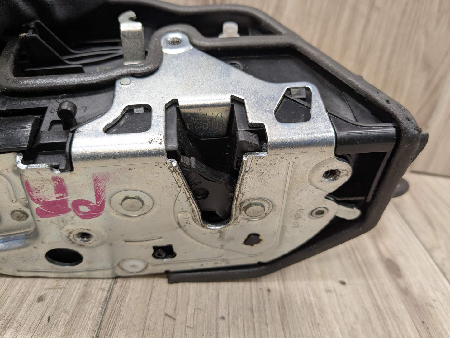 OEM BMW E70 E71 X5 X6 REAR Right Passenger Door Lock Latch Actuator SOFT CLOSE