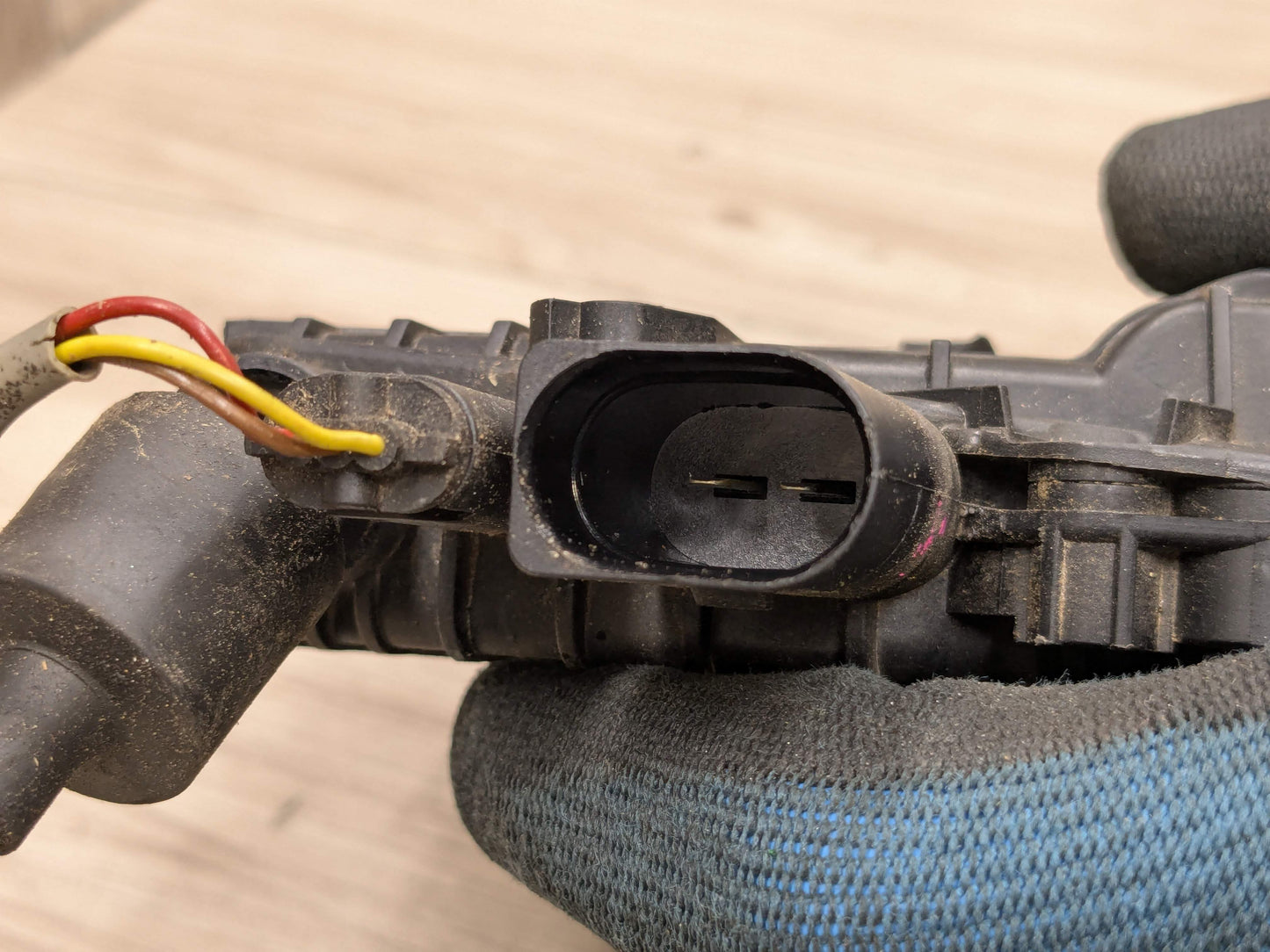 OEM BMW E70 E71 X5 X6 REAR Right Passenger Door Lock Latch Actuator SOFT CLOSE