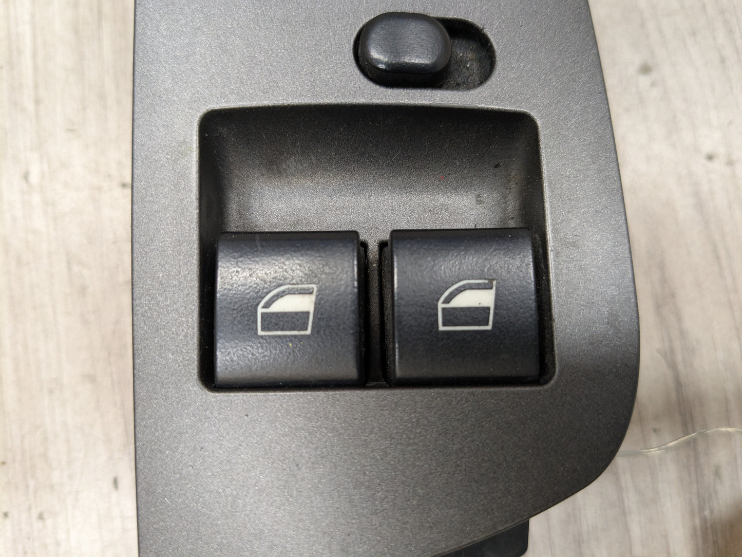 03-08 OEM BMW E85 Z4 Front Left Driver Window Lifter Control Switch Black