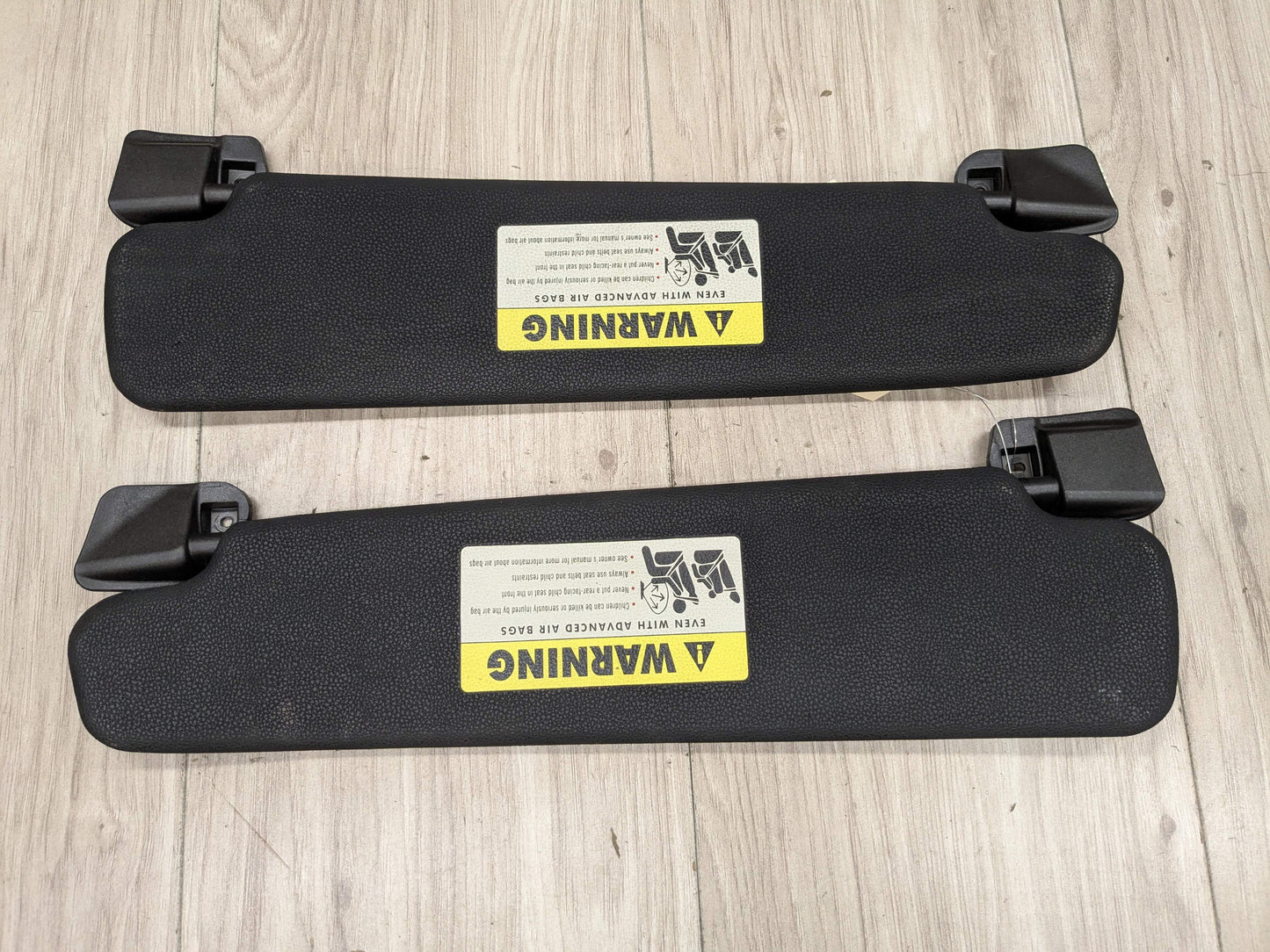 03-08 OEM BMW E85 E86 Z4 Left Right Driver Passenger Sunvisors PAIR Black