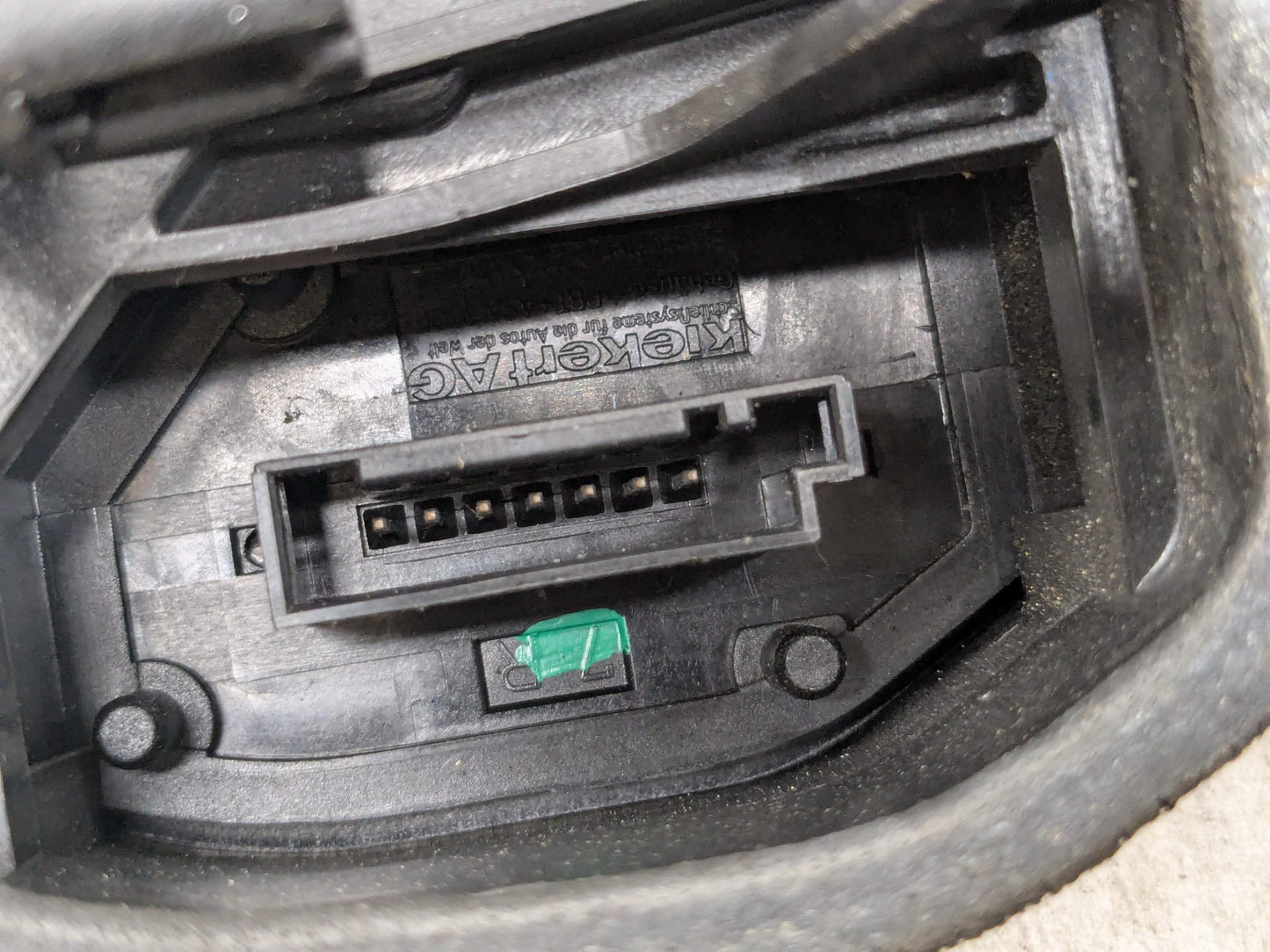 OEM BMW E85 E86 Z4 Right Passenger Door Lock Actuator with Handle Assembly