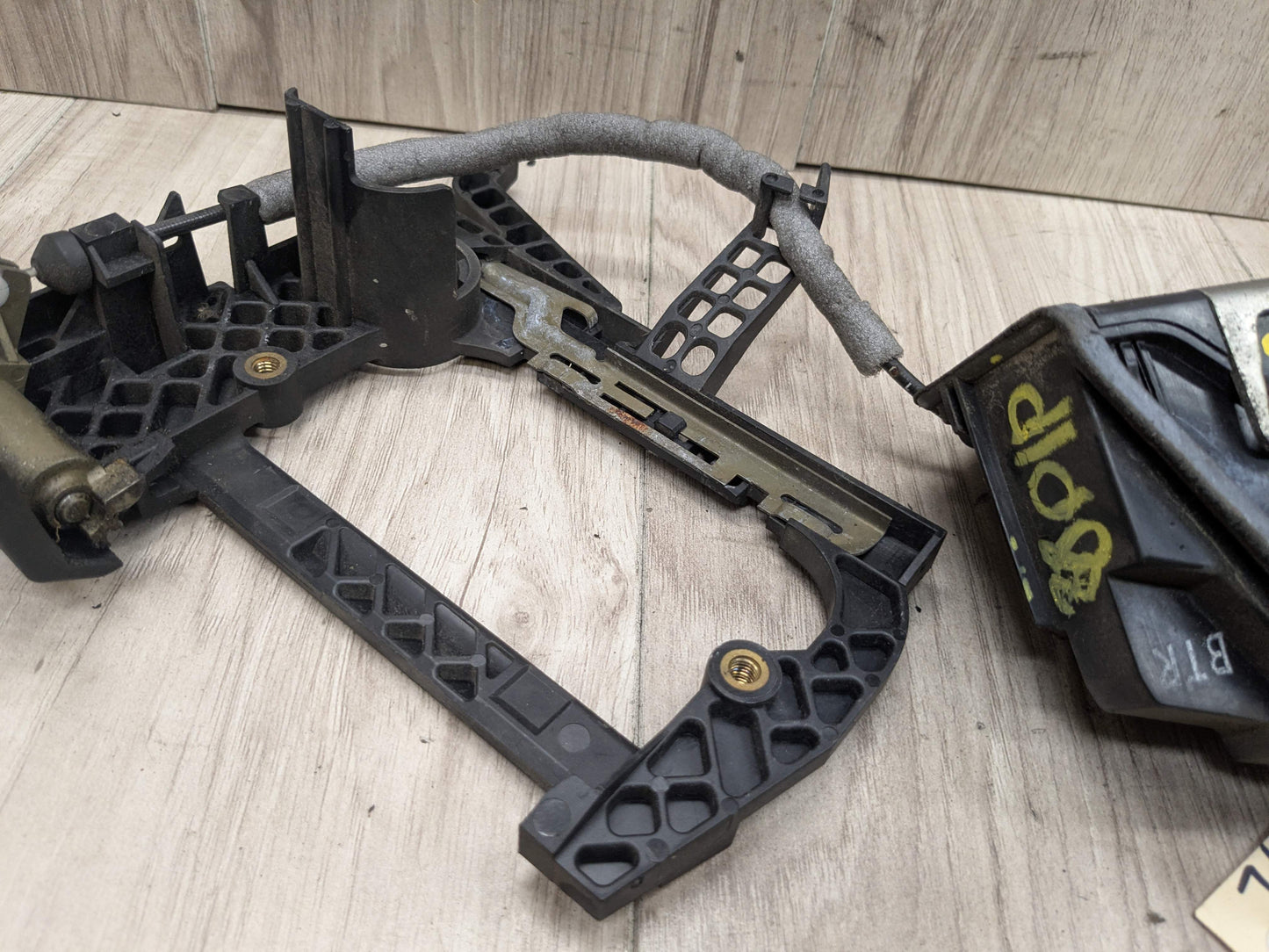 OEM BMW E85 E86 Z4 Right Passenger Door Lock Actuator with Handle Assembly