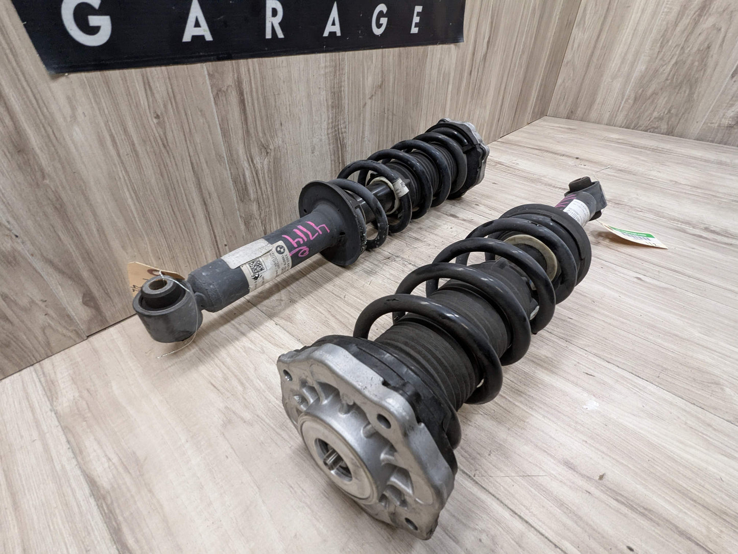 18-23 OEM BMW G01 X3 30i 30iX REAR Left Right Side Strut Shock Absorber Spring
