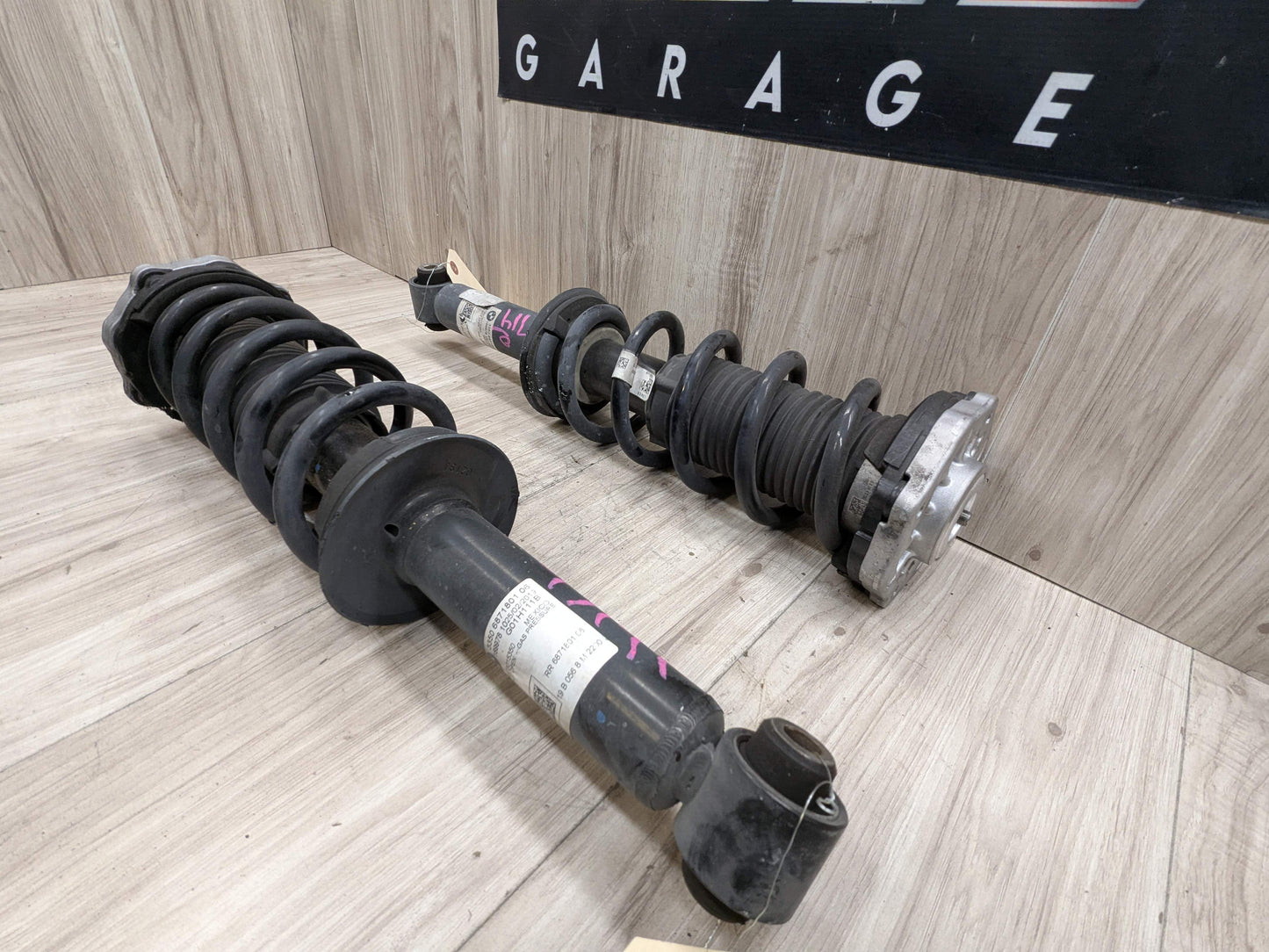 18-23 OEM BMW G01 X3 30i 30iX REAR Left Right Side Strut Shock Absorber Spring