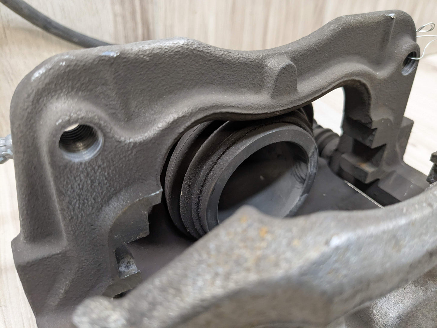18-24 OEM BMW G01 G02 G20 G42 X3 230 330 B46 Front Right Passenger Brake Caliper