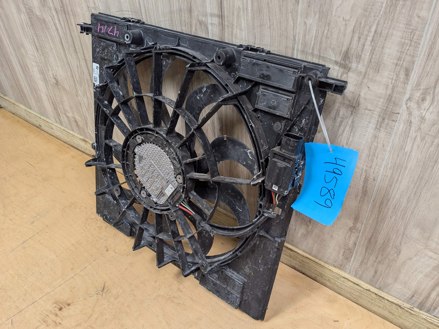18-24 OEM BMW G01 G02 X3 X4 30i 30iX B46 Radiator Cooling Fan Shroud Motor 600W