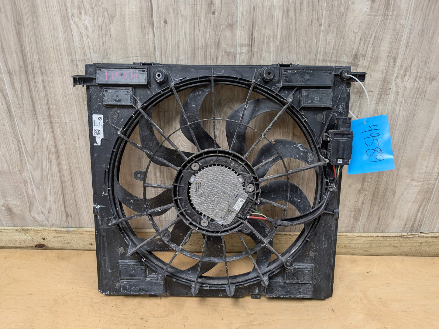 18-24 OEM BMW G01 G02 X3 X4 30i 30iX B46 Radiator Cooling Fan Shroud Motor 600W