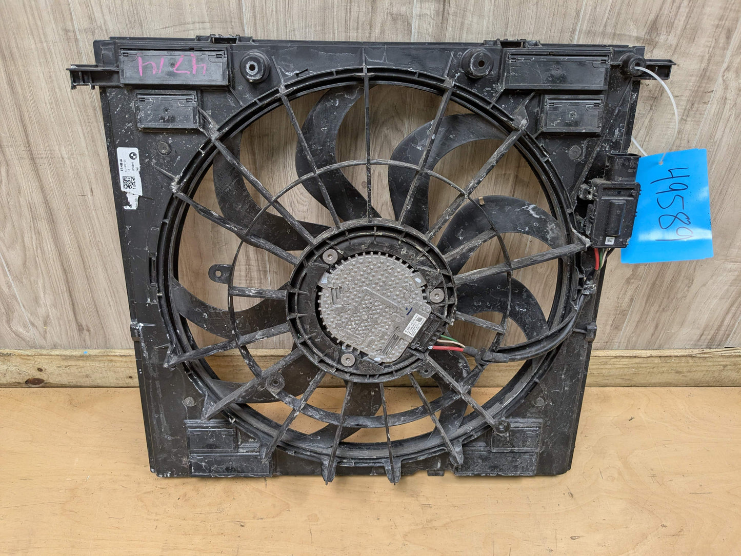 18-24 OEM BMW G01 G02 X3 X4 30i 30iX B46 Radiator Cooling Fan Shroud Motor 600W
