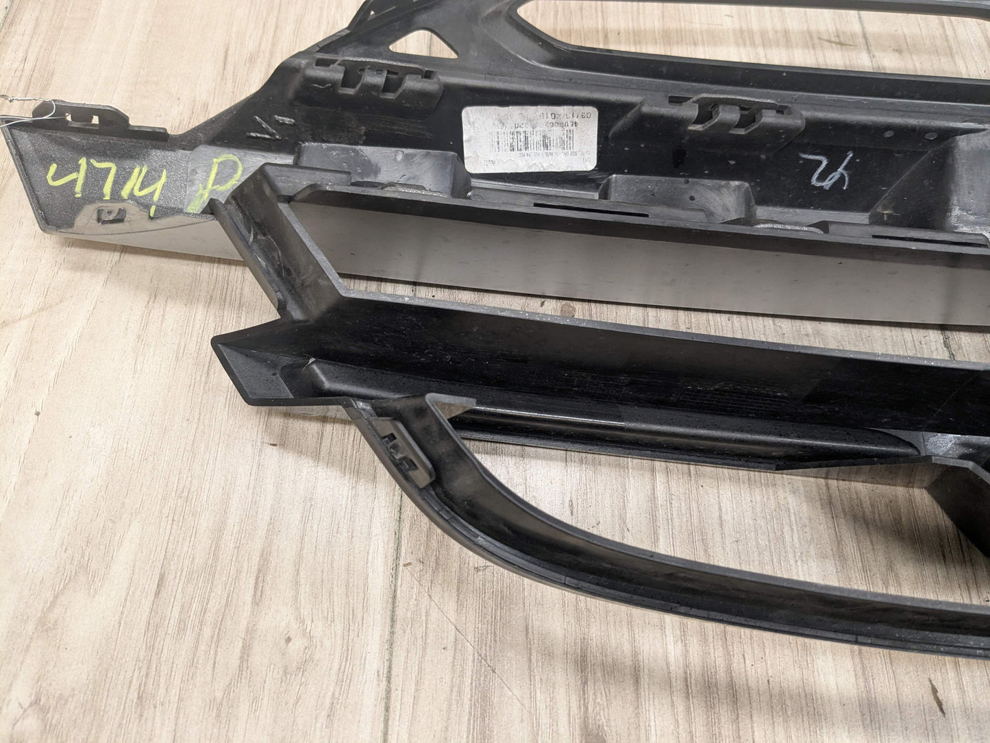 18-21 OEM BMW G01 X3 Front Right Passenger Side Fog Light Bumper Cover Grille