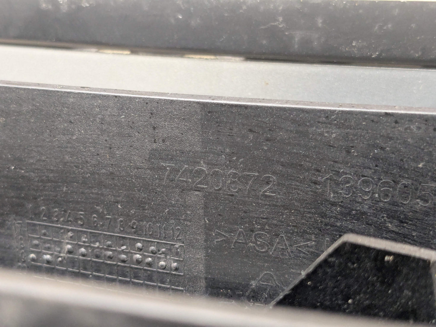 18-21 OEM BMW G01 X3 Front Right Passenger Side Fog Light Bumper Cover Grille