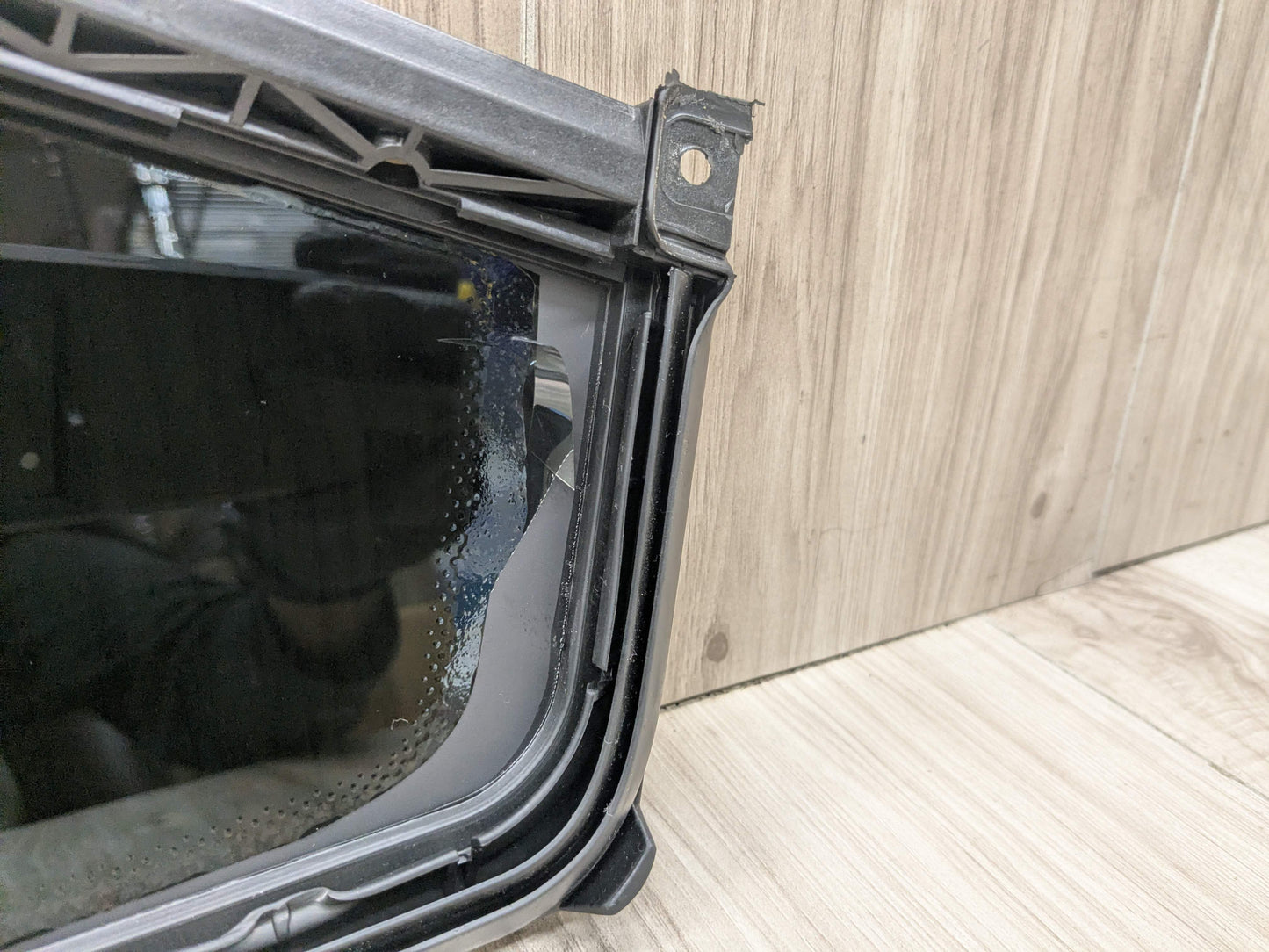 18-24 OEM BMW G01 X3 Rear Right Passenger Side Door Fixed Window Glass