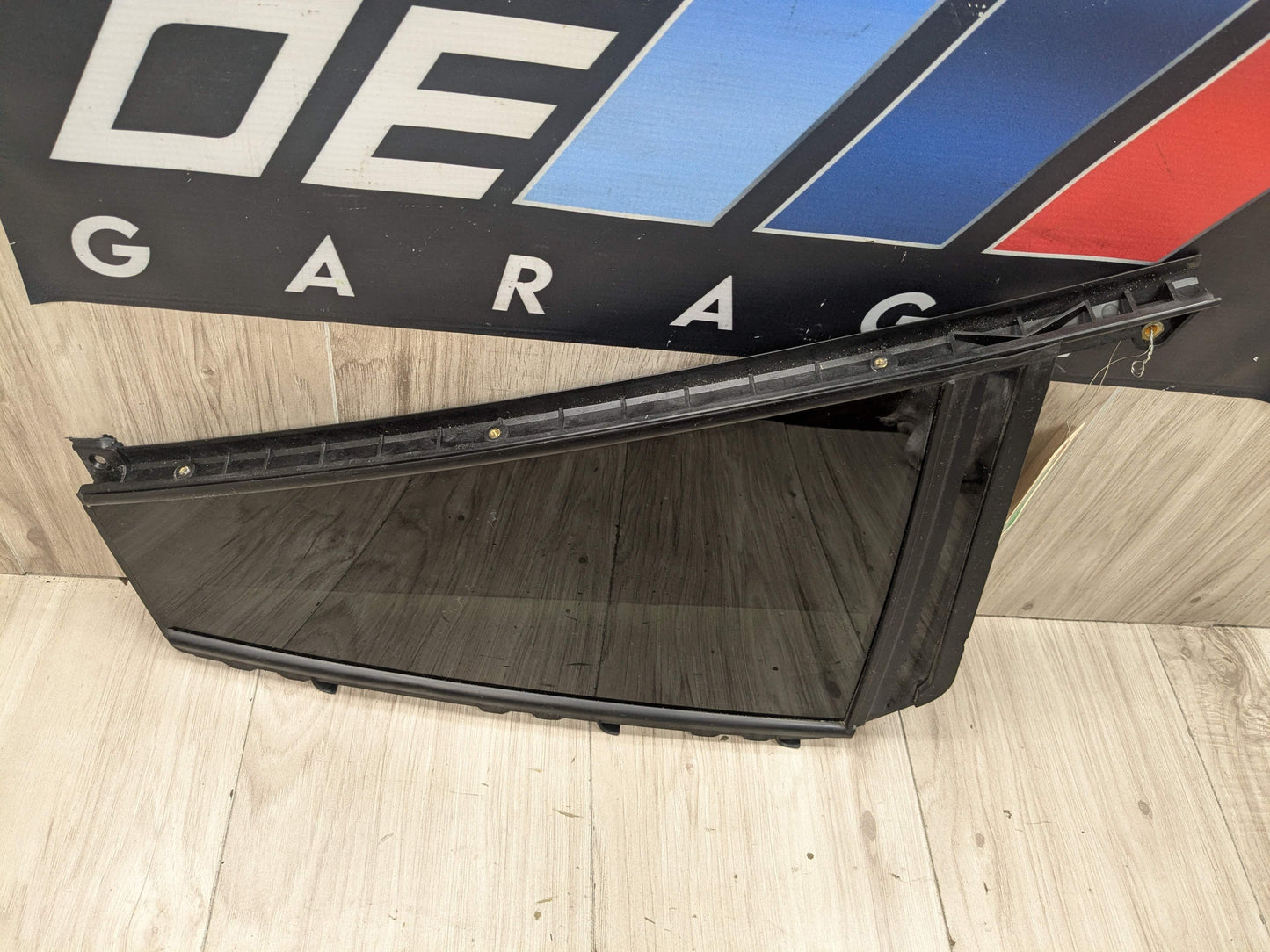 18-24 OEM BMW G01 X3 Rear Right Passenger Side Door Fixed Window Glass