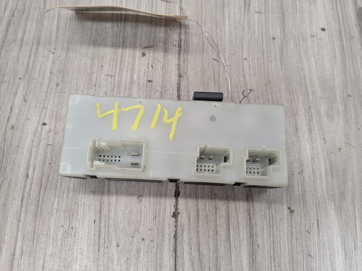 PRE-LCI OEM BMW F90 G01 G12* G20 G30 M5 M8 Trunk Tailgate Decklid Control Module