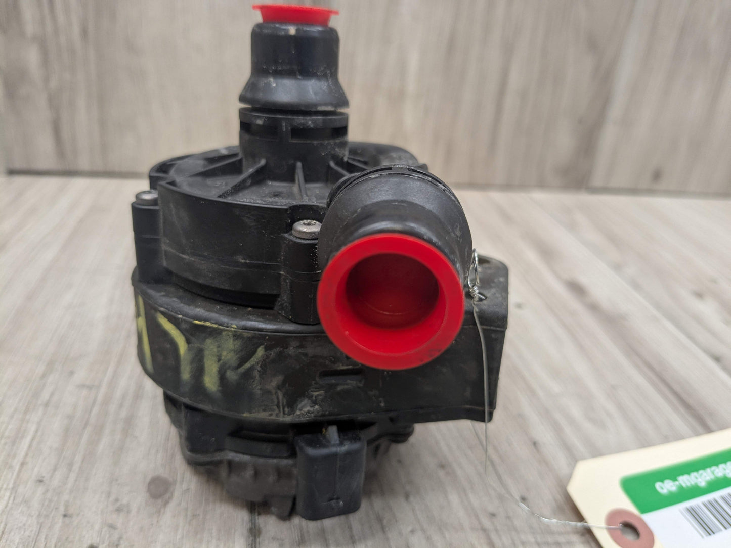 18-21 OEM BMW G01 G02 X3 X4 30 M40 Engine B46 B58 Auxiliary Cooling Water Pump