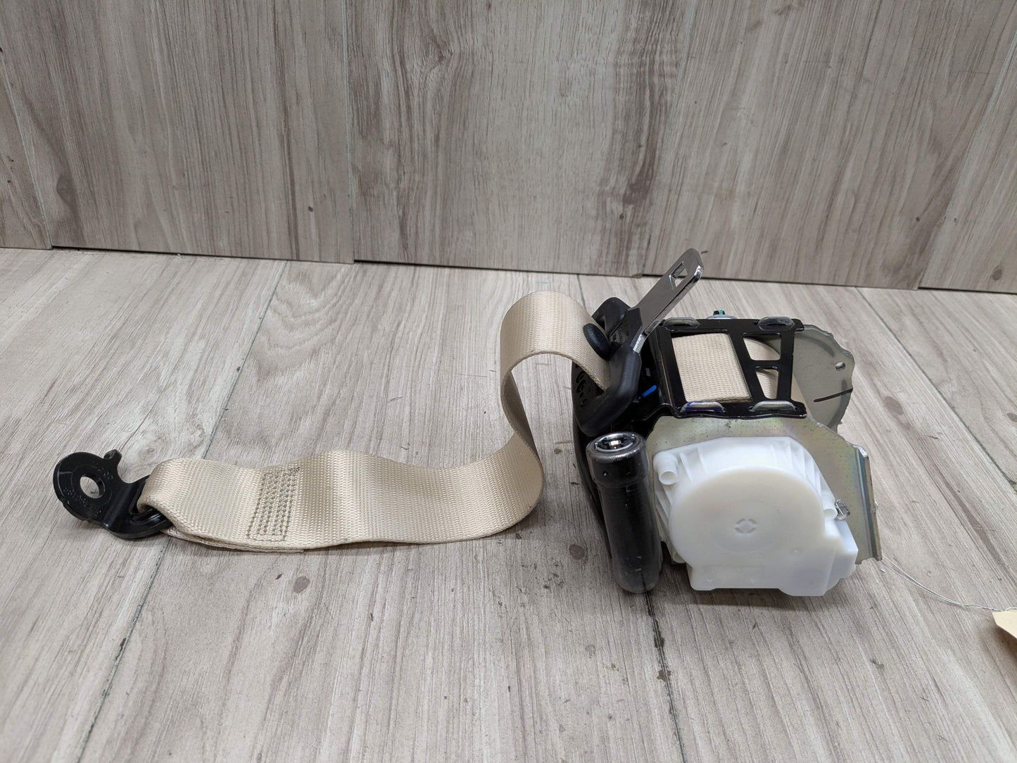 OEM BMW F97 G01 G02 X3 X4 REAR Left Driver Seat Belt Seatbelt Retractor BEIGE