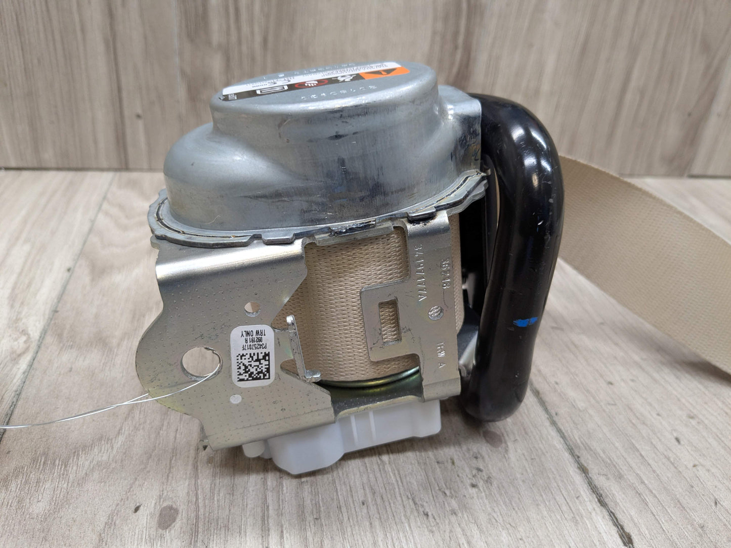 OEM BMW F97 G01 G02 X3 X4 REAR Left Driver Seat Belt Seatbelt Retractor BEIGE