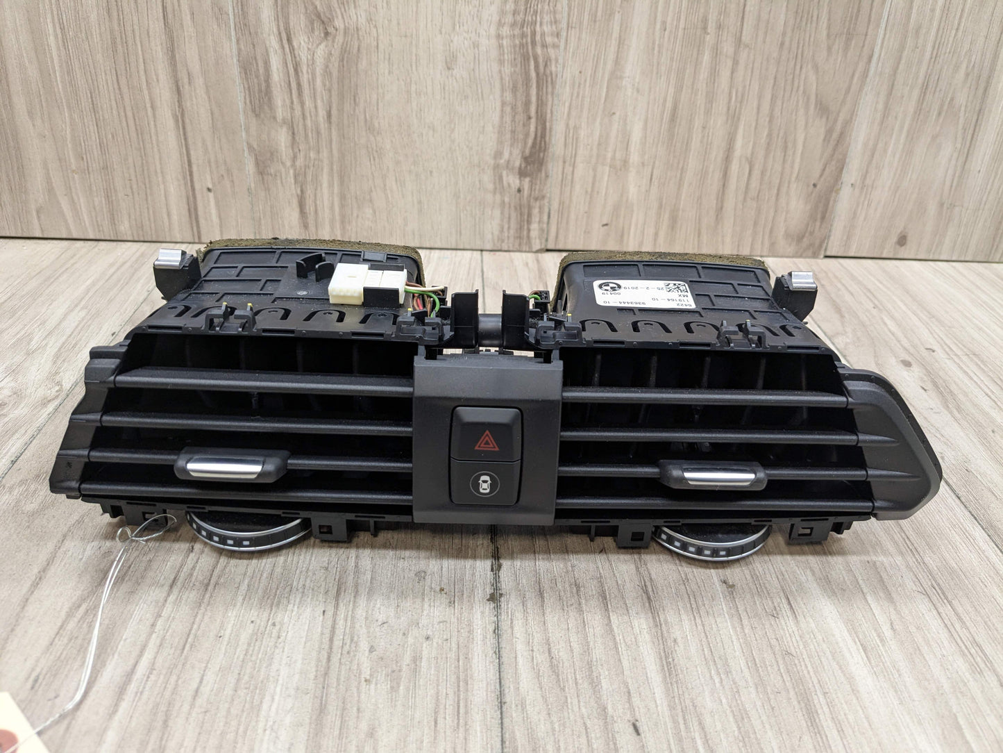 18-21 OEM BMW G01 G02 F97 F98 X3 X4 X3M X4M Dashboard AC Air Vent Center Grille
