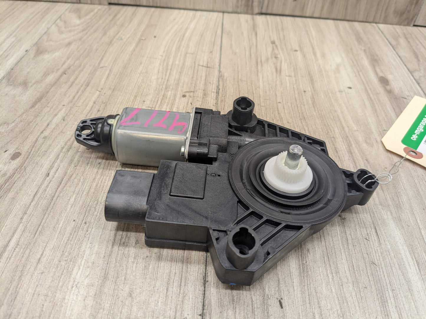 18-24 OEM BMW G01 G02 X3 X4 REAR Right Passenger Door Window Regulator Motor