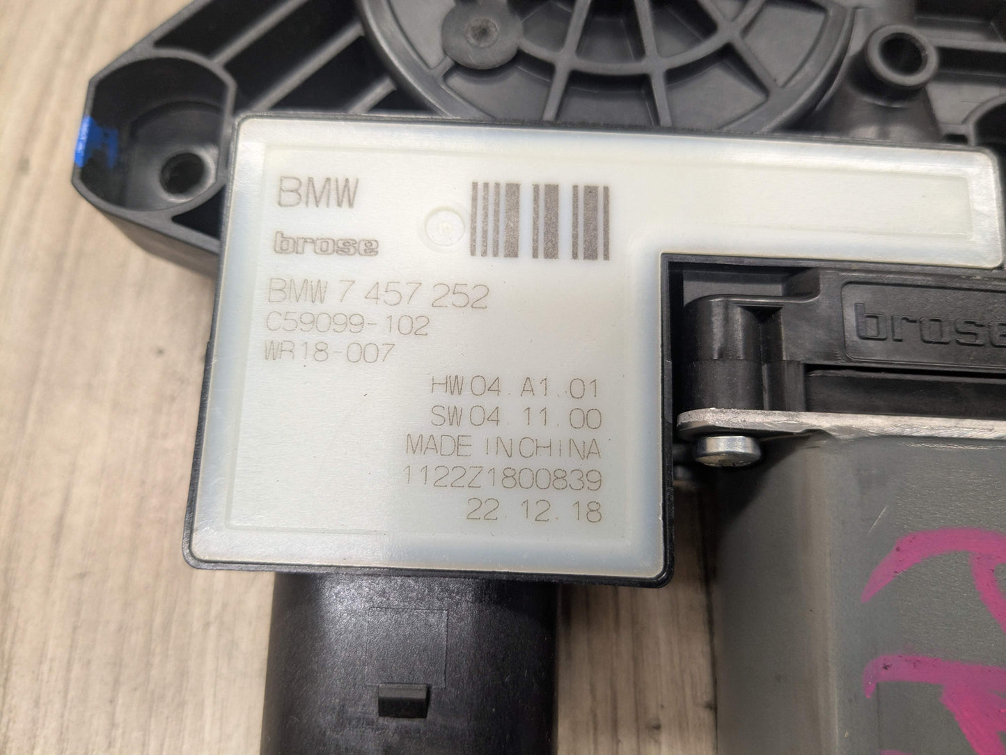 18-24 OEM BMW G01 G02 X3 X4 REAR Right Passenger Door Window Regulator Motor