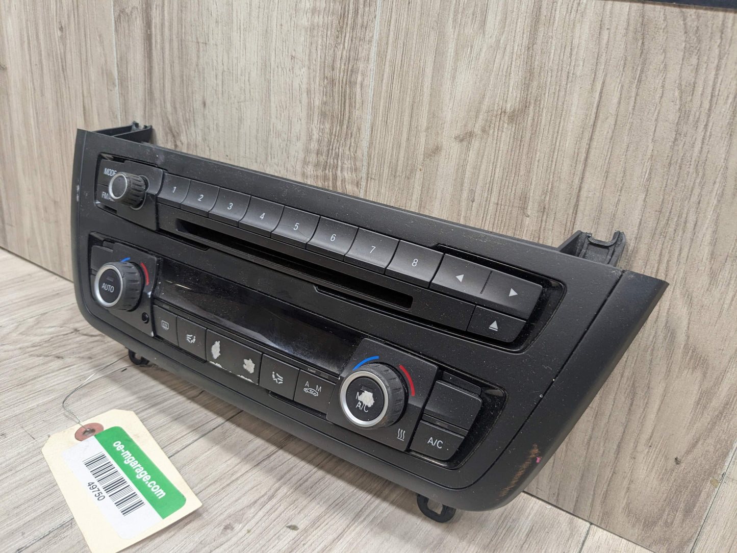 *12-17 OEM BMW F30 F31 F32 F34 AC Heater Control Panel Radio Media Buttons