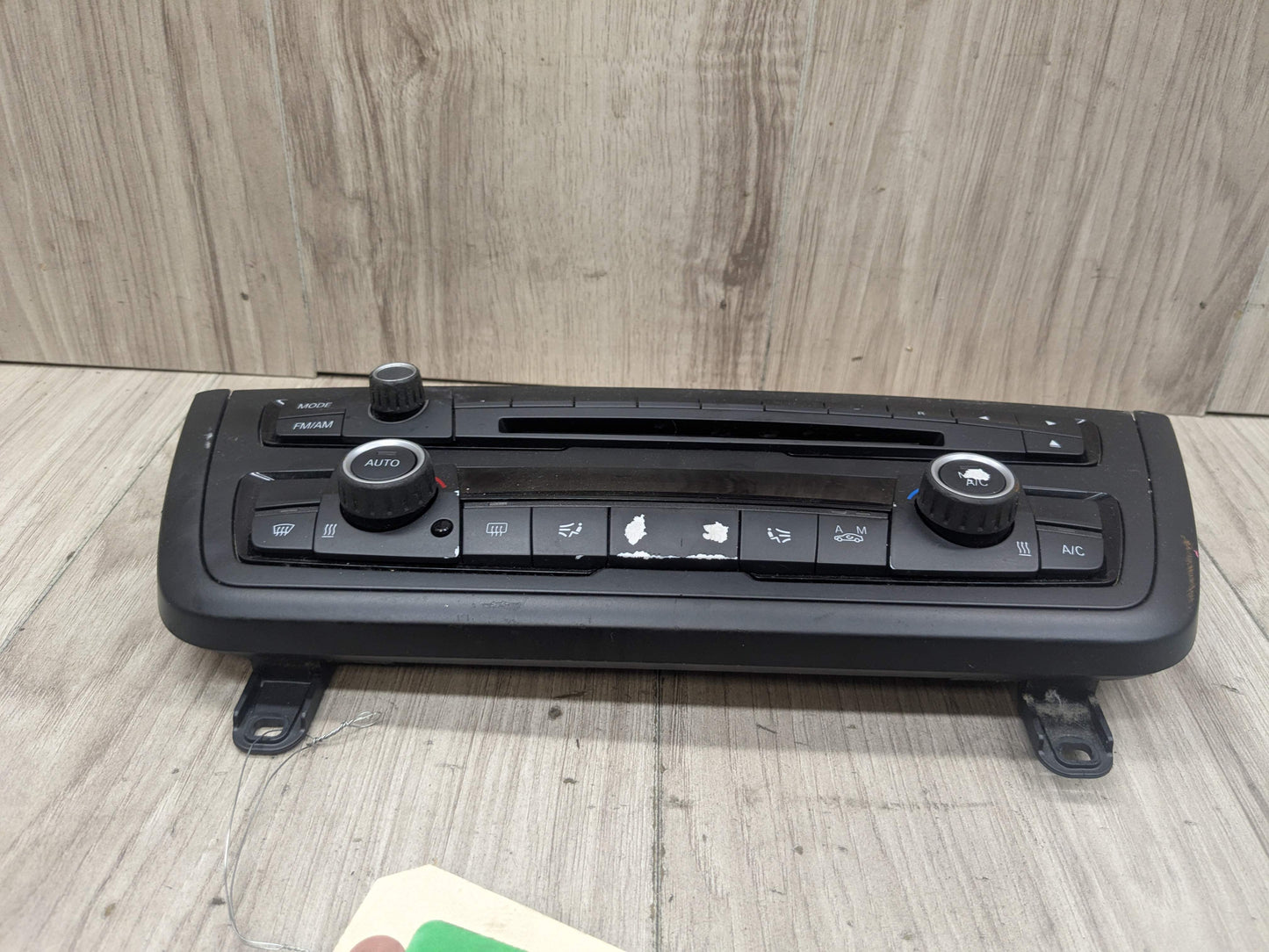 *12-17 OEM BMW F30 F31 F32 F34 AC Heater Control Panel Radio Media Buttons
