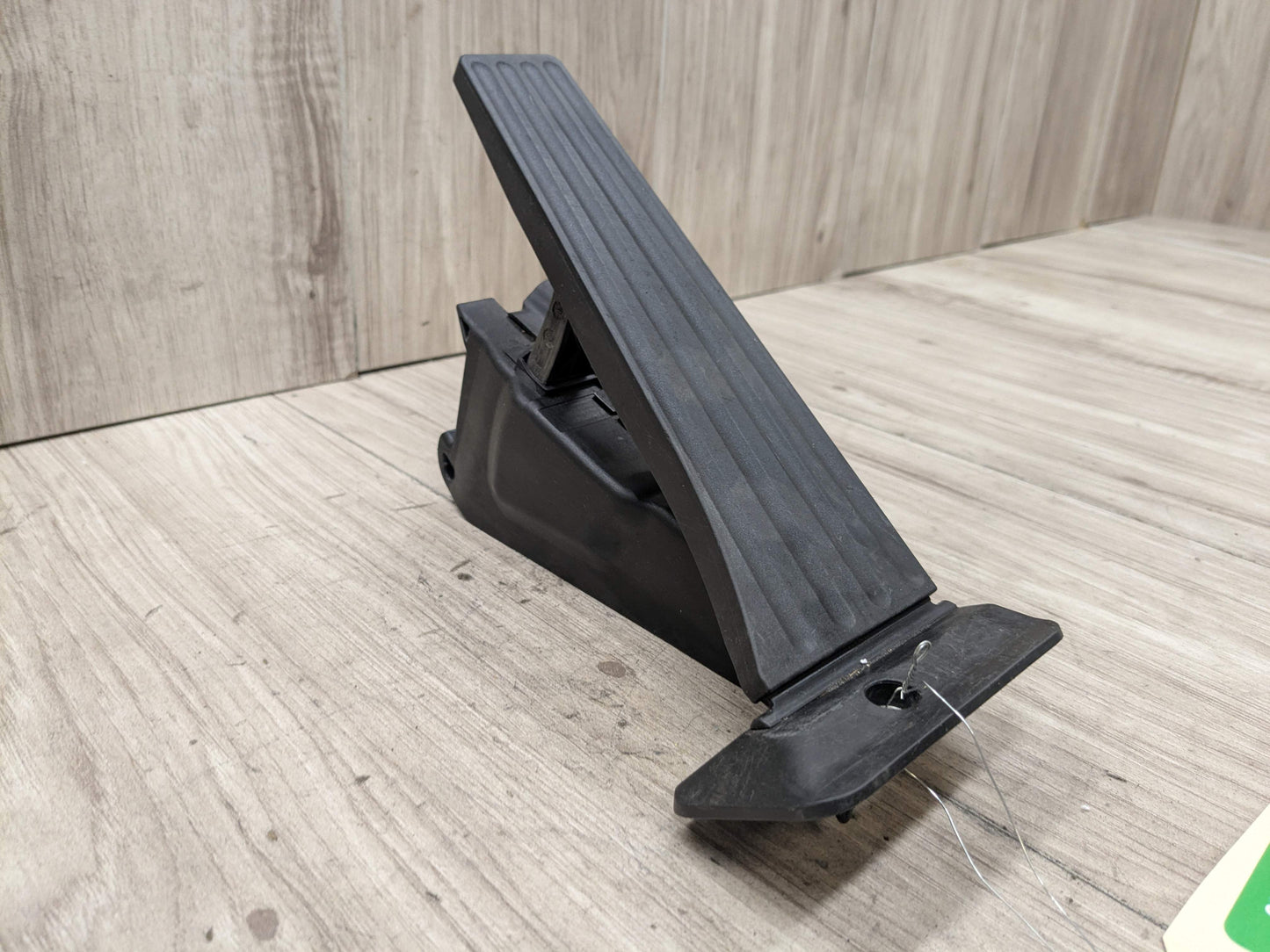 OEM BMW F15 F22 F25 F30 F36 F80 G01 G05 G20 X3 X5 Accelerator Throttle Gas Pedal