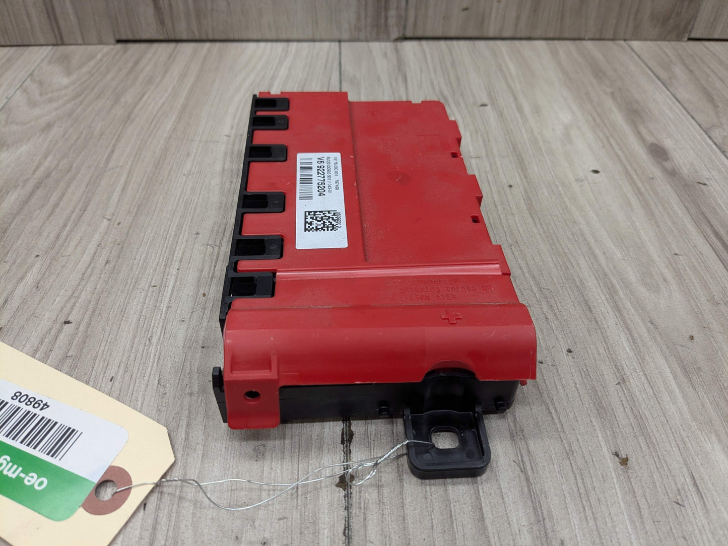 OEM BMW F22 F30 F32 F36 F80 F82 Positive Battery Distributor B+ Power Fuse Box