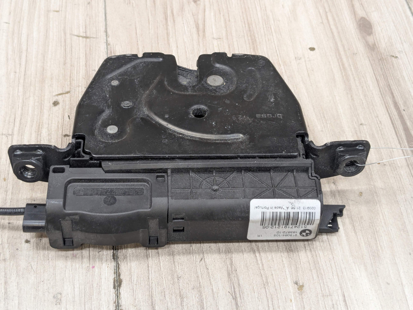 OEM BMW F06 F10 F13 F30 F32 F80 F82 Rear Trunk Lid Latch Lock Opener Actuator