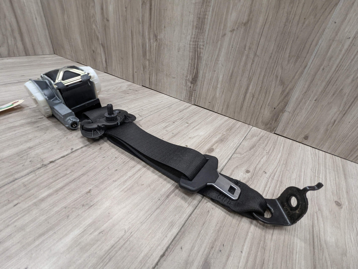 14-20 OEM BMW F22 F32 F82 M4 Front Right Passenger Seatbelt Retractor Black