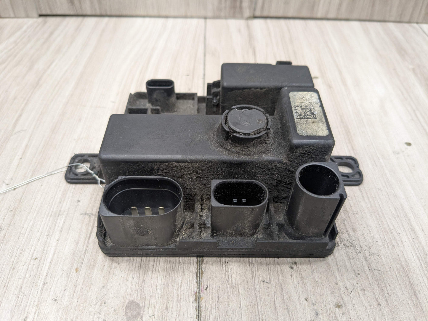 OEM BMW F10 F15 F22 F23 F30 F32 F33 F36 Integrated Power Supply Control Module