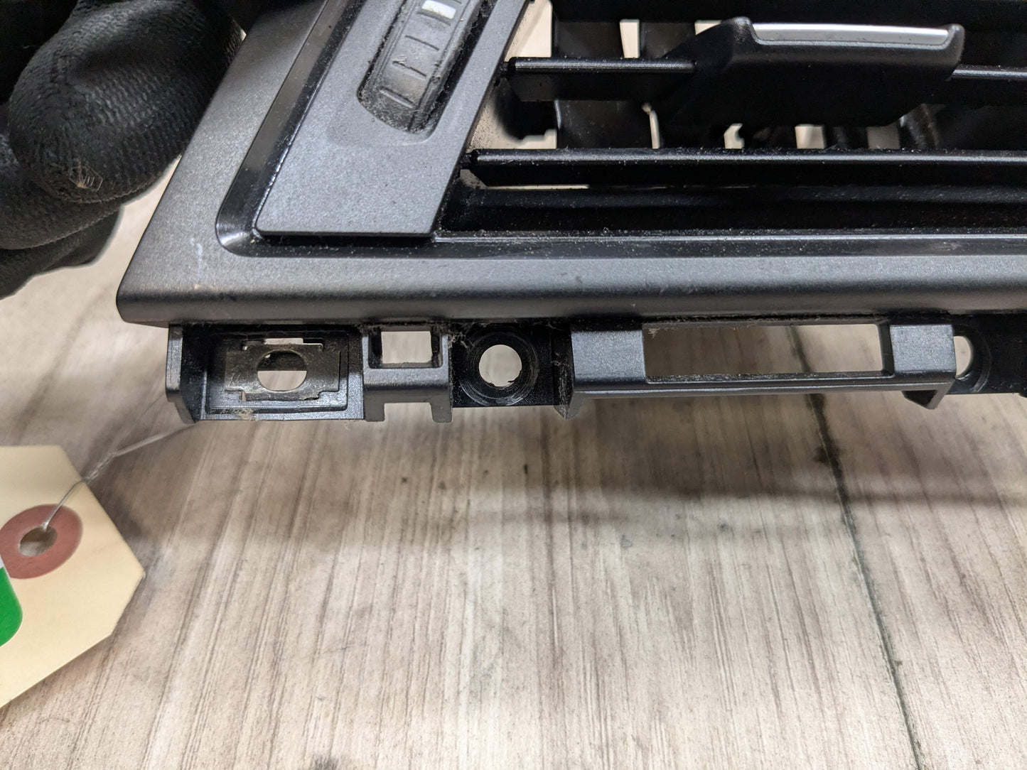 OEM BMW F30 F32 F33 F36 F80 F82 M3 M4 Right Passenger Air AC Vent Dash Grille