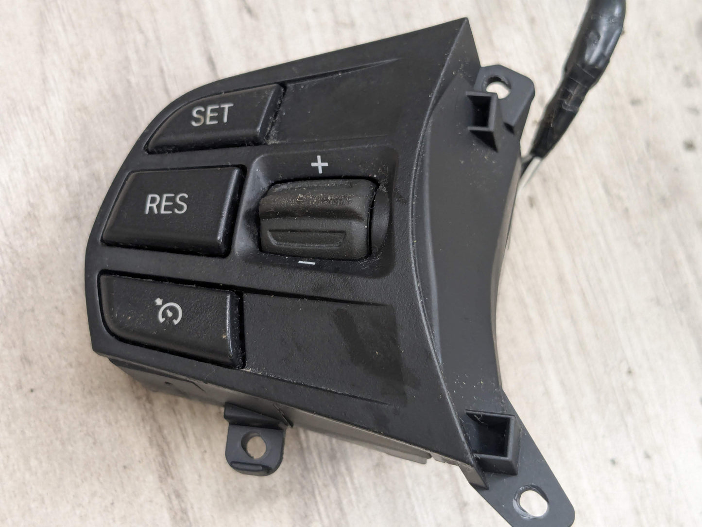 OEM BMW F22 F23 F30 F33 F32 F36 Steering Wheel Multifunction Switch Button