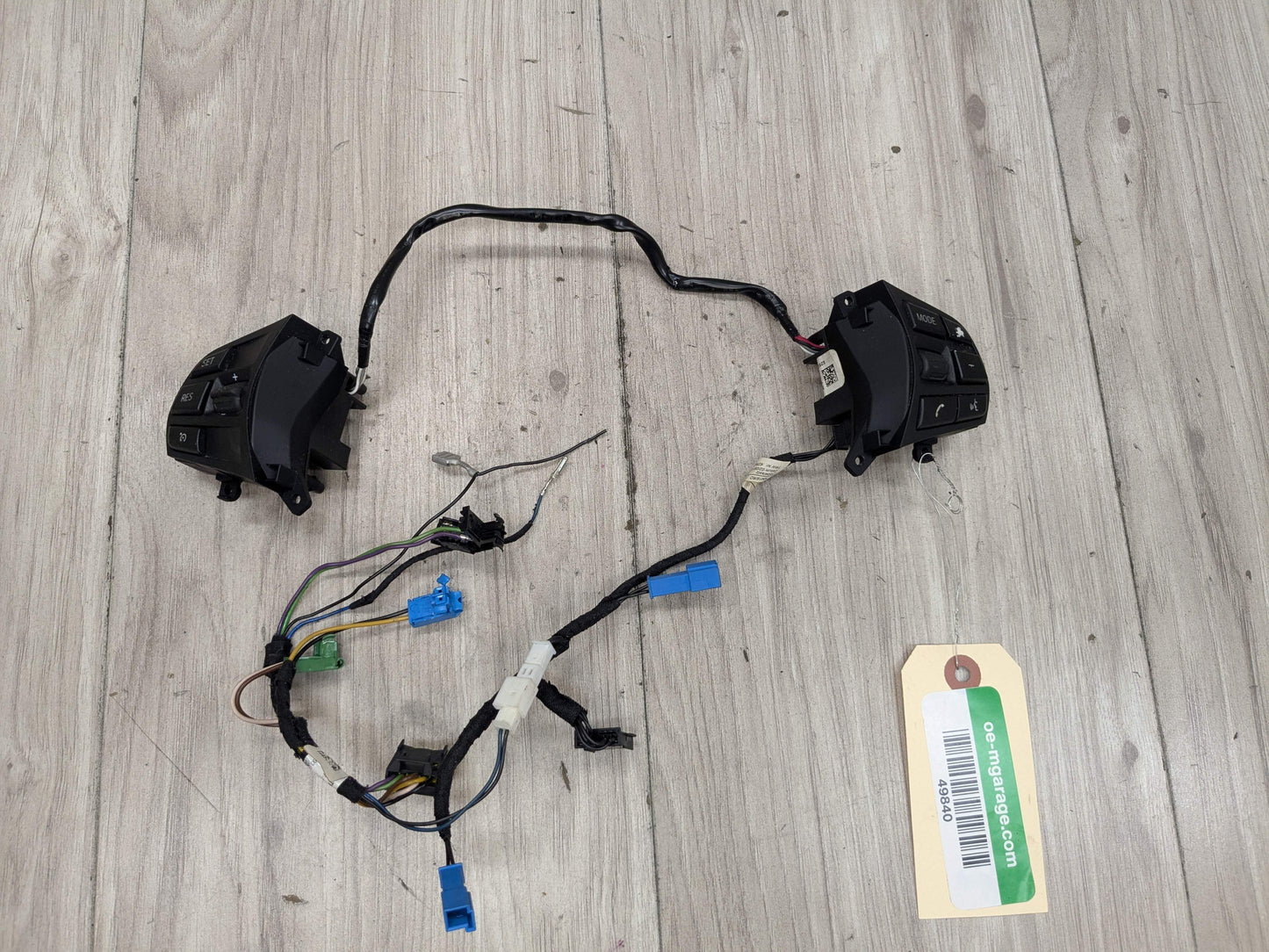 OEM BMW F22 F23 F30 F33 F32 F36 Steering Wheel Multifunction Switch Button