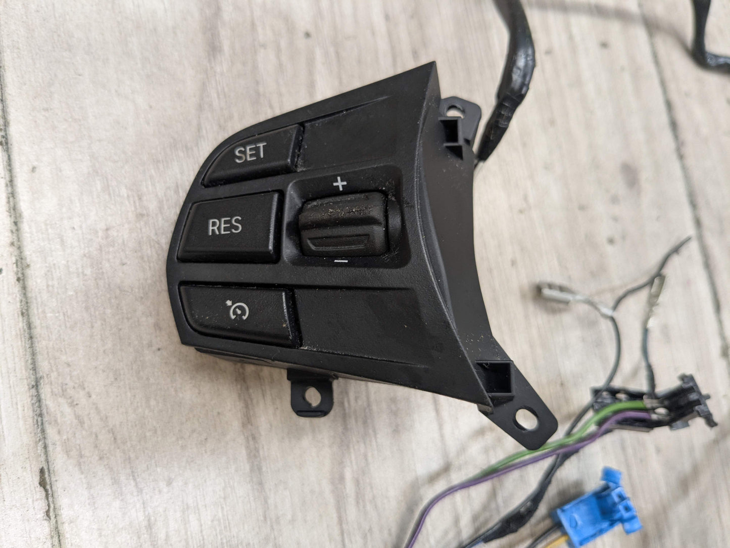OEM BMW F22 F23 F30 F33 F32 F36 Steering Wheel Multifunction Switch Button