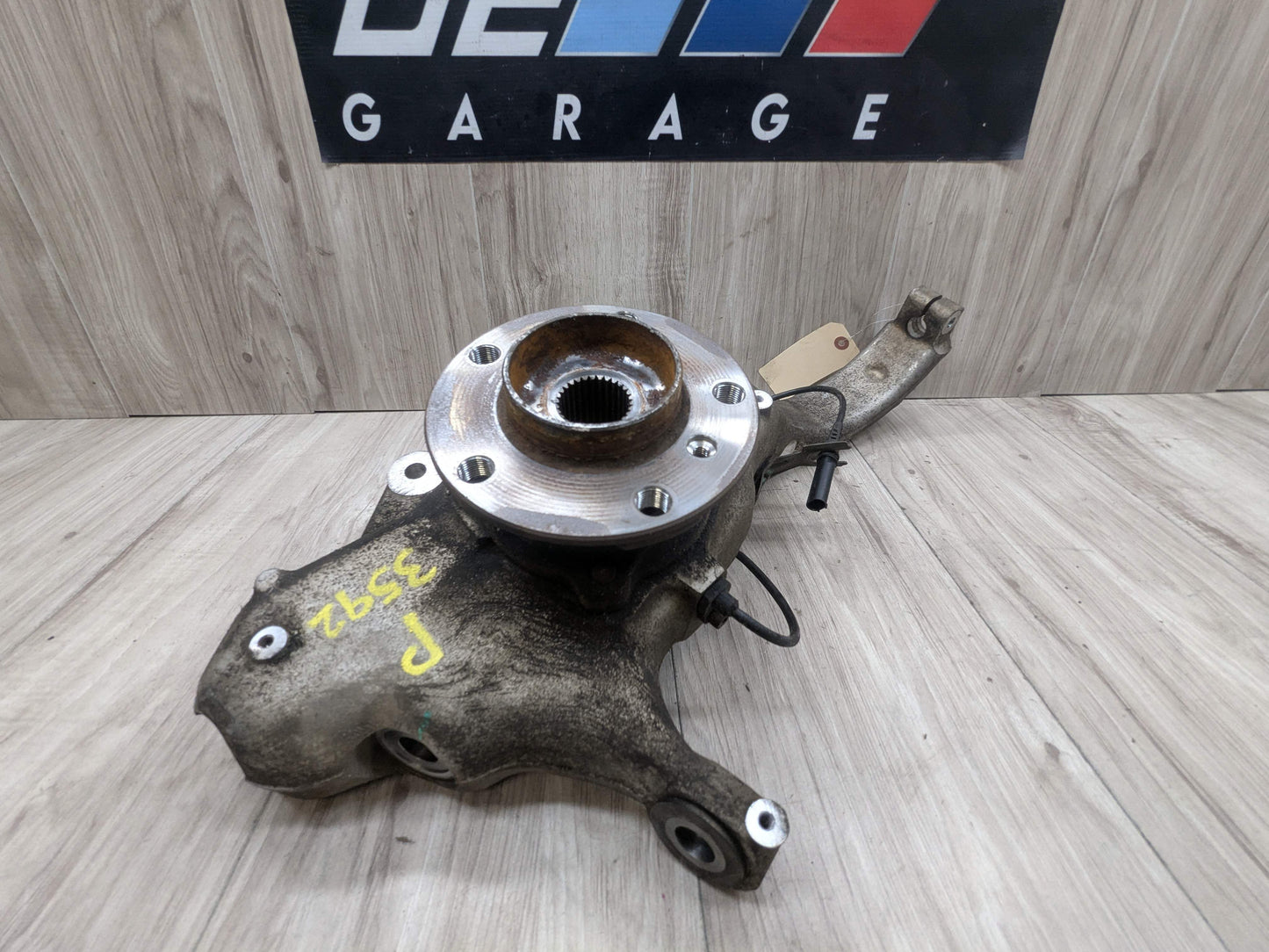 OEM BMW E70 F15 F16 X5 X6 Front Right Passenger Spindle Hub Knuckle Bearing