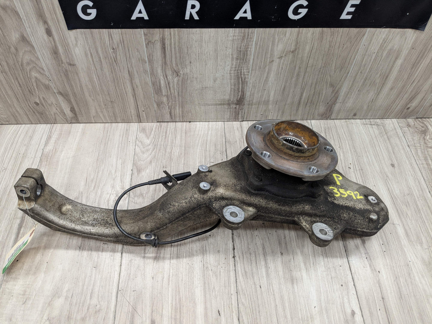 OEM BMW E70 F15 F16 X5 X6 Front Right Passenger Spindle Hub Knuckle Bearing