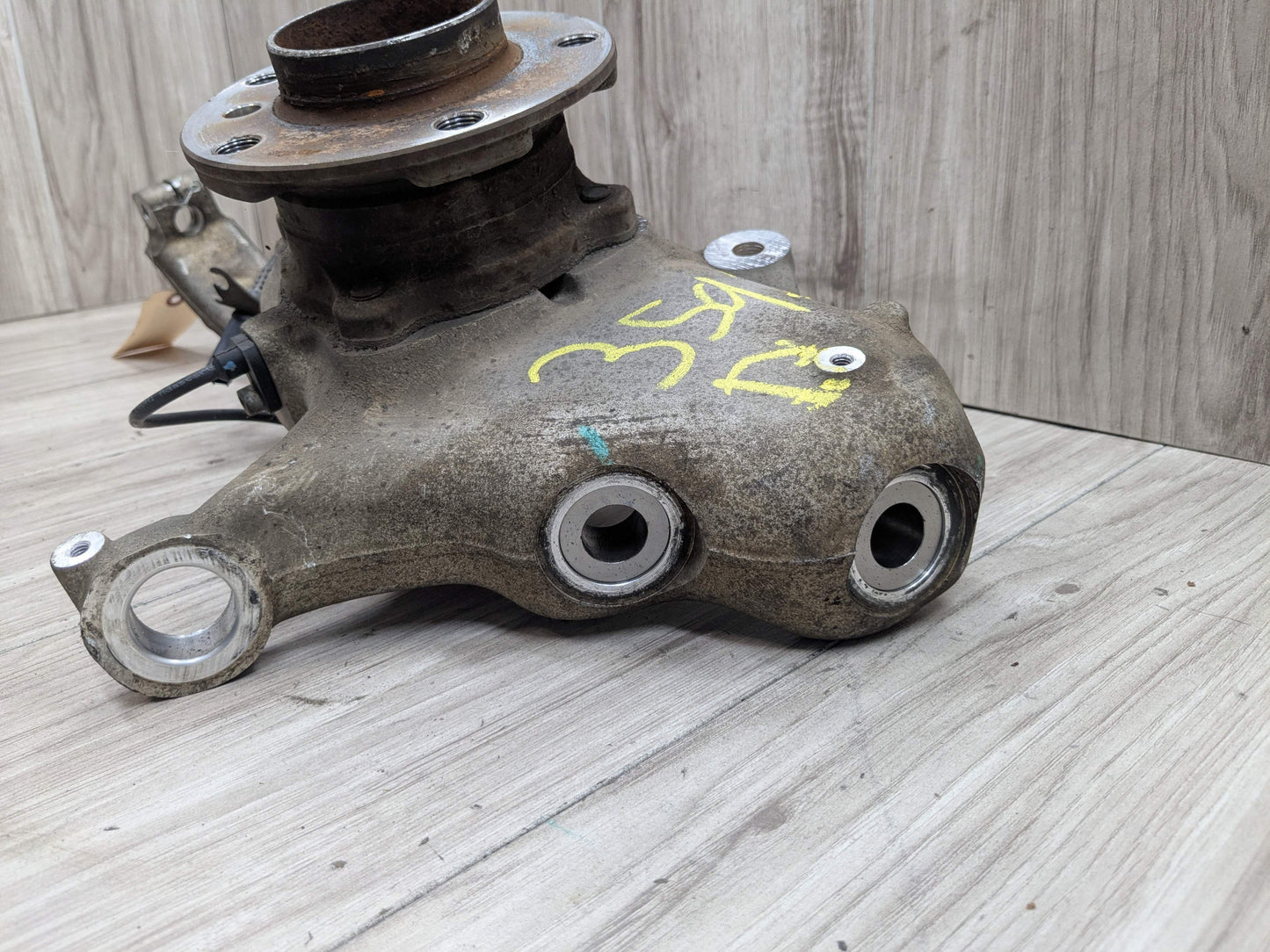 OEM BMW E70 F15 F16 X5 X6 Front Left Driver Spindle Hub Carrier Knuckle Bearing