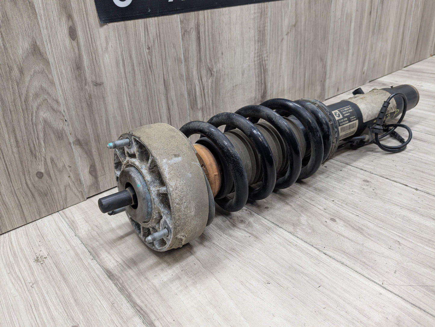 OEM BMW F15 F16 X5 X6 Front Right Passenger Spring Strut Shock Absorber VDC