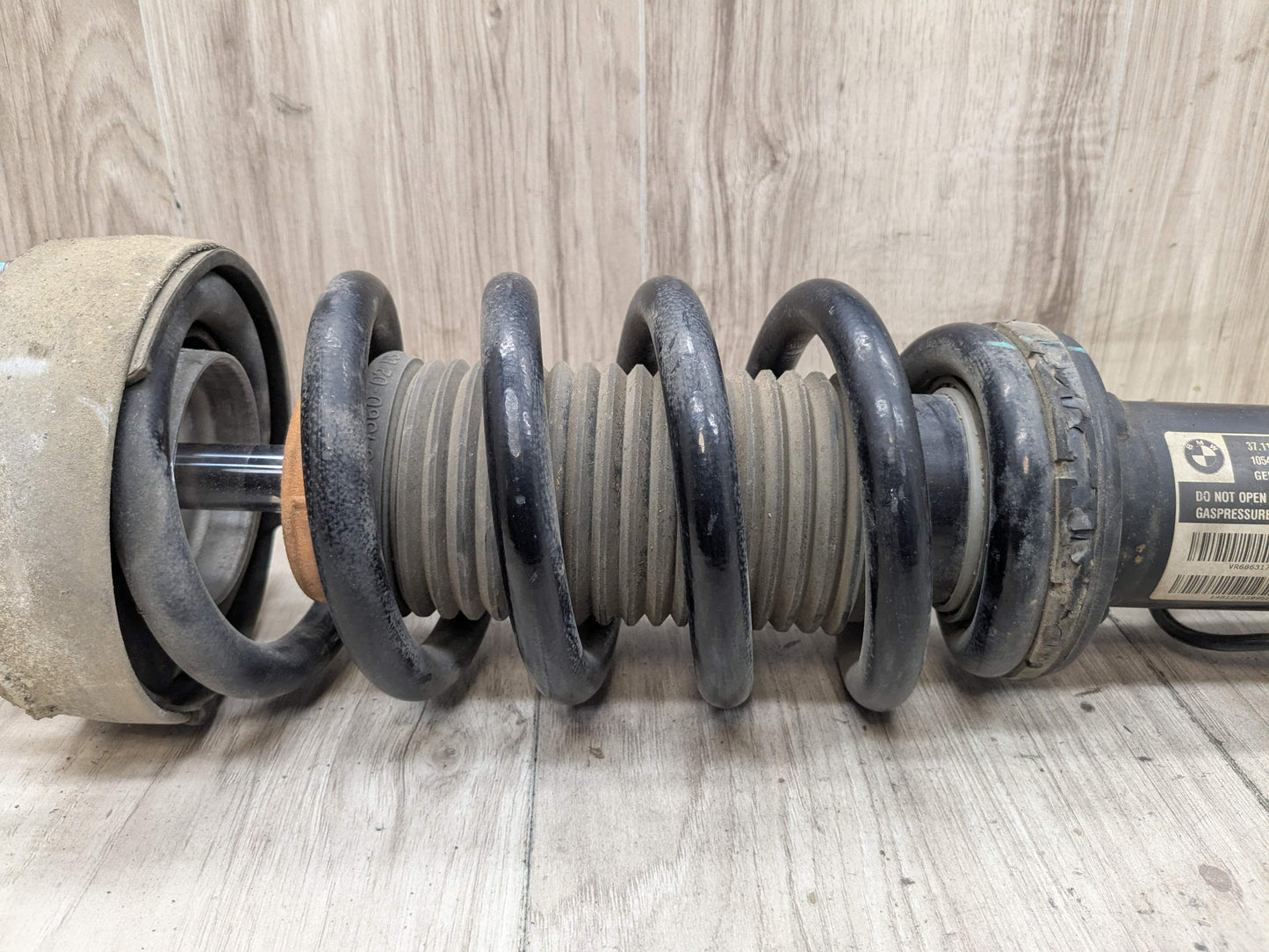OEM BMW F15 F16 X5 X6 Front Right Passenger Spring Strut Shock Absorber VDC