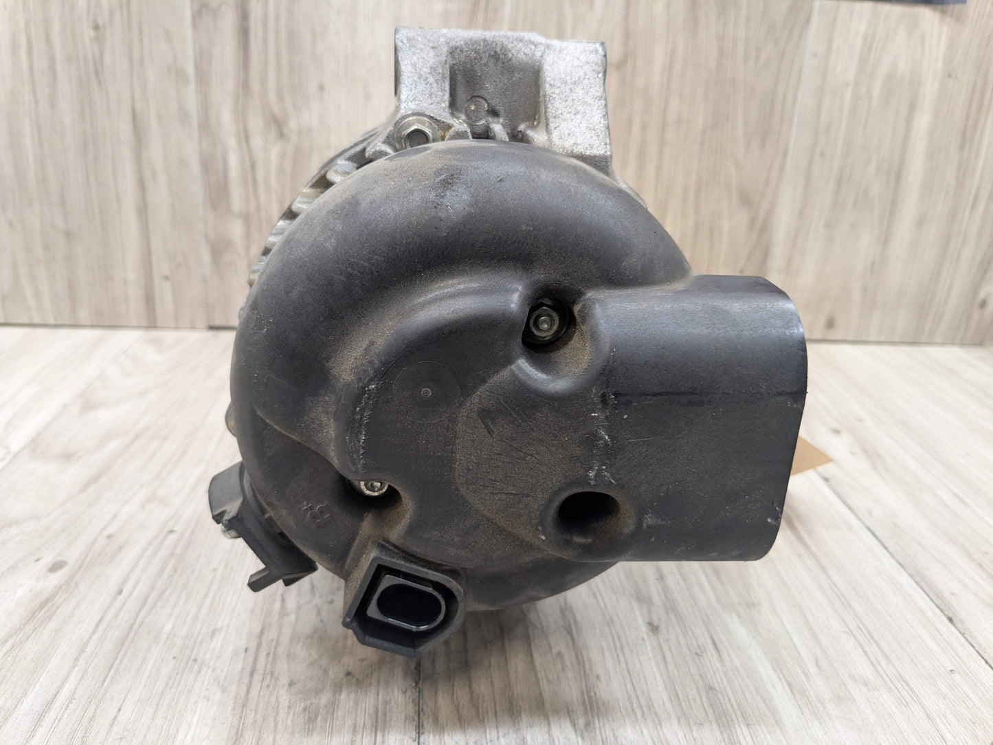 OEM BMW F06 F10 F15 F85 F86 X5 M5 Charging Alternator Generator 210A N63T S63T