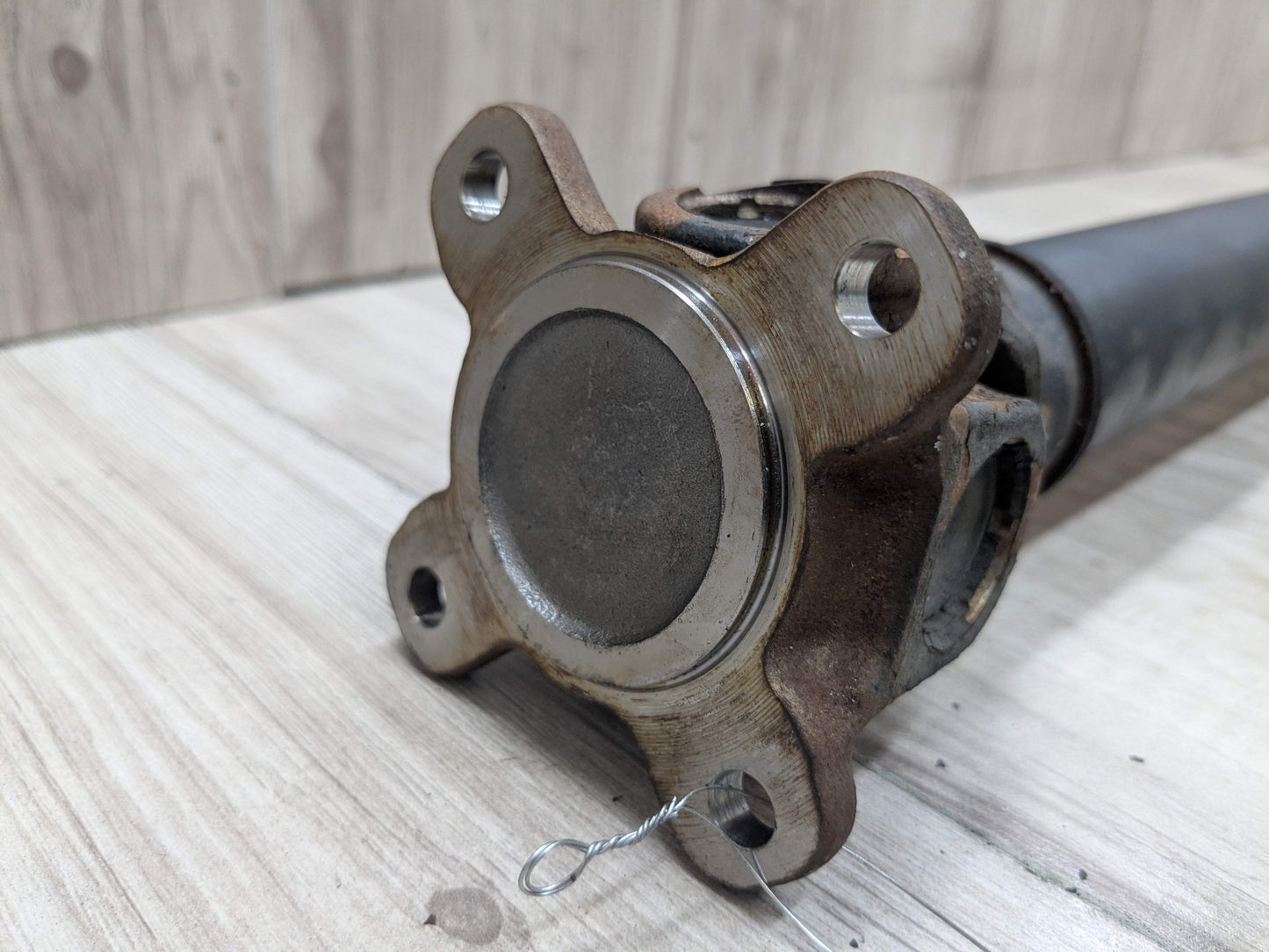 OEM BMW E70 F15 F16 F85 F86 X5 X6 Front Driveshaft Axle Drive Shaft Propeller