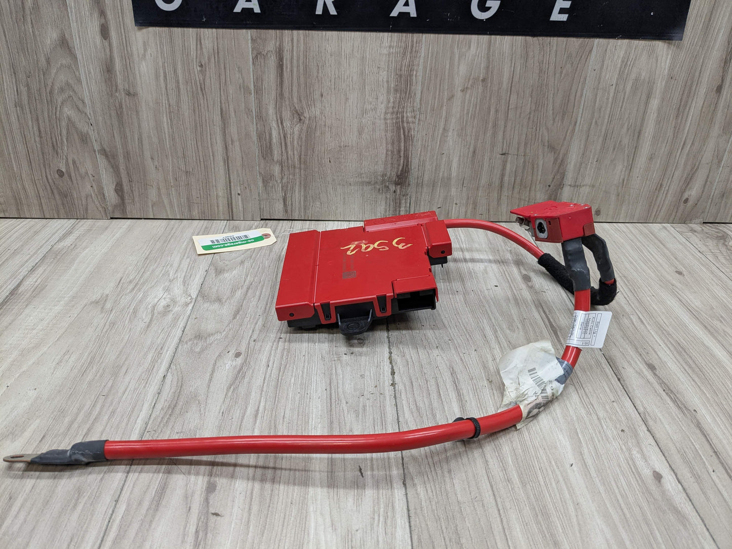 14-19 OEM BMW F15 Rear Power Distributor B+ Junction Box Battery Pole Terminal