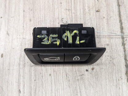 OEM BMW F02 F10 F15 F48 F90 G01 G20 G30 G80 X3 Rear Trunk Lid Center Lock Switch