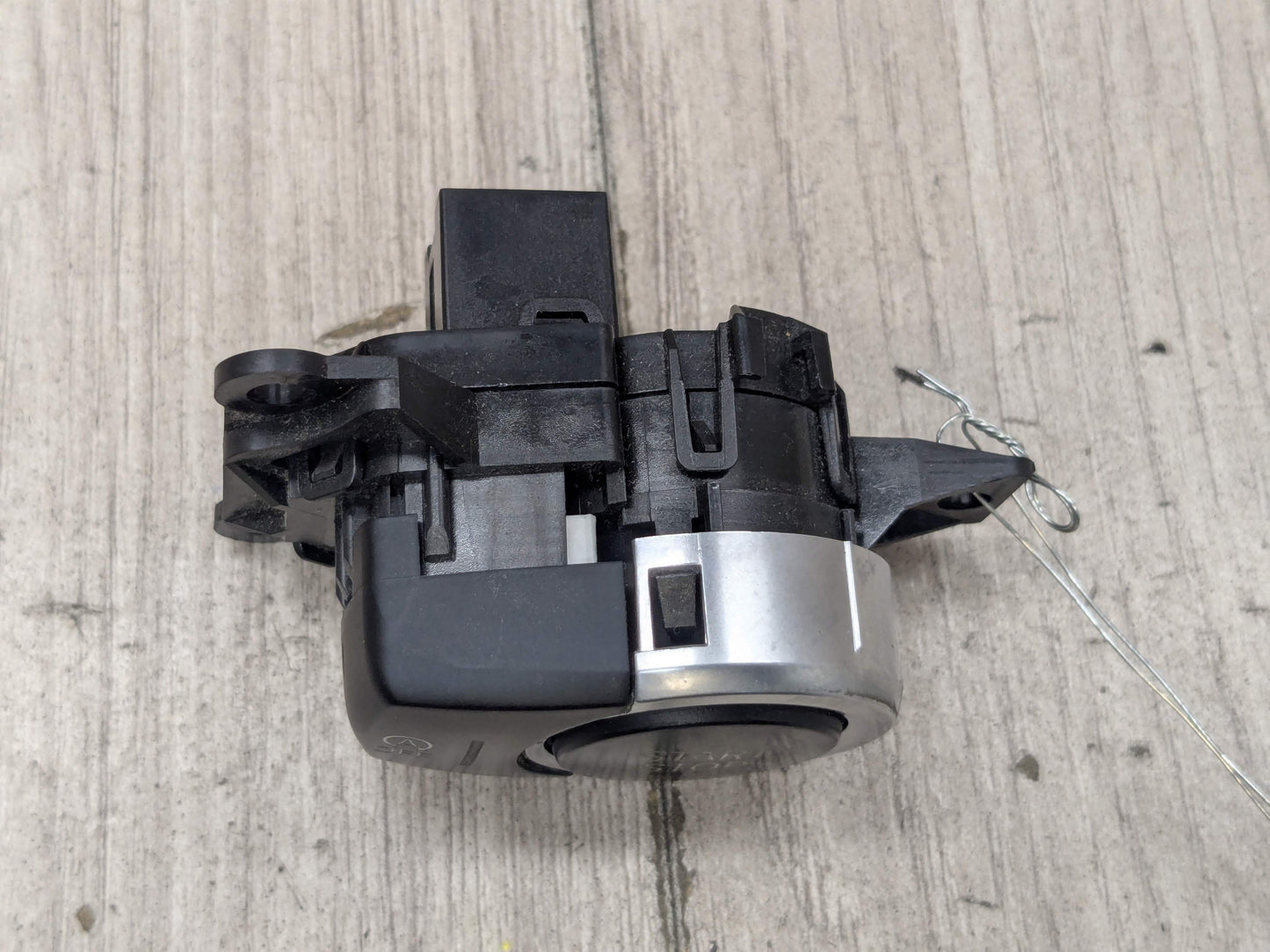 14-19 OEM BMW F15 F16 F85 F86 X5 Engine Ignition Auto Start Stop Switch Button
